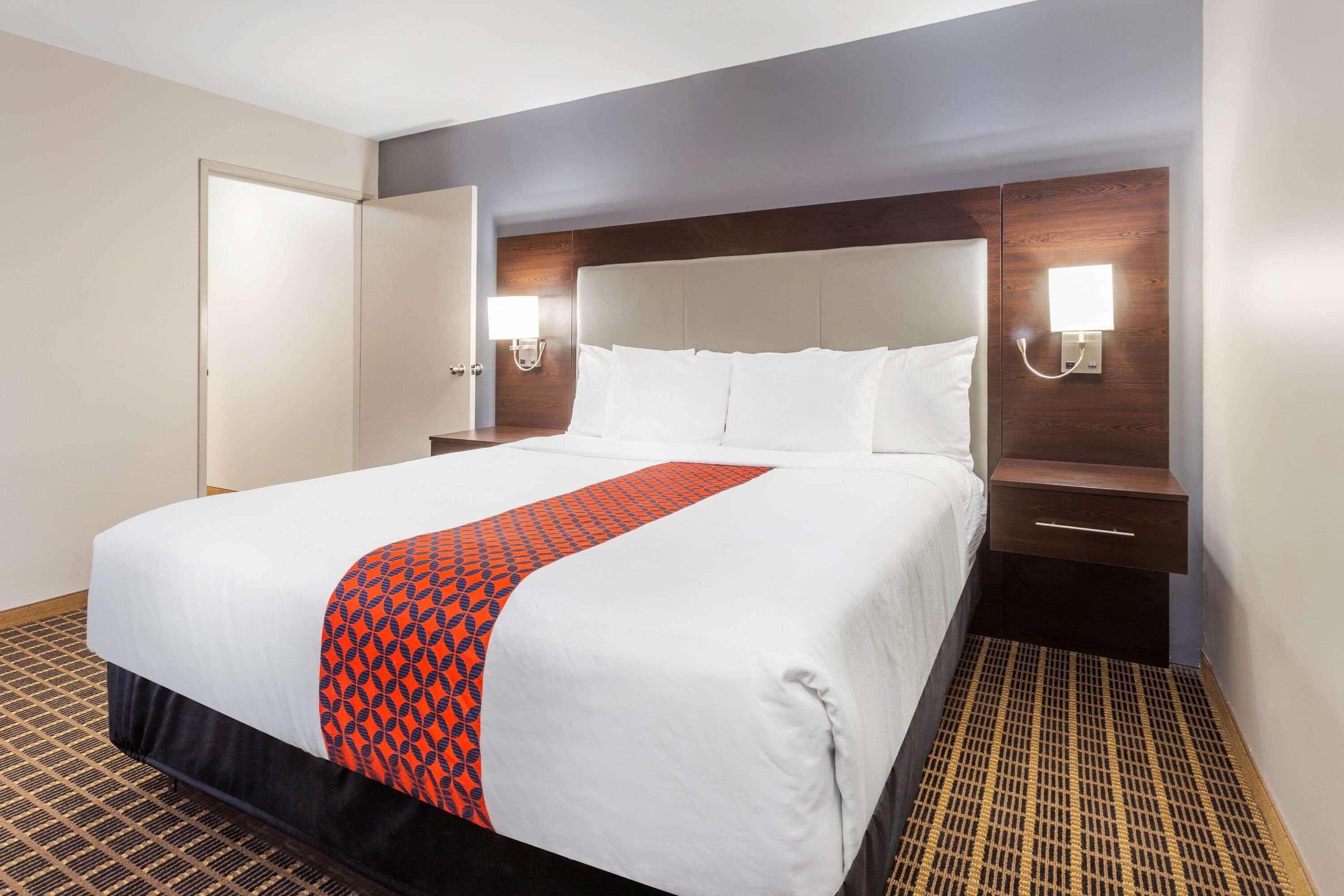 La Quinta By Wyndham Rockford Hotel Екстериор снимка