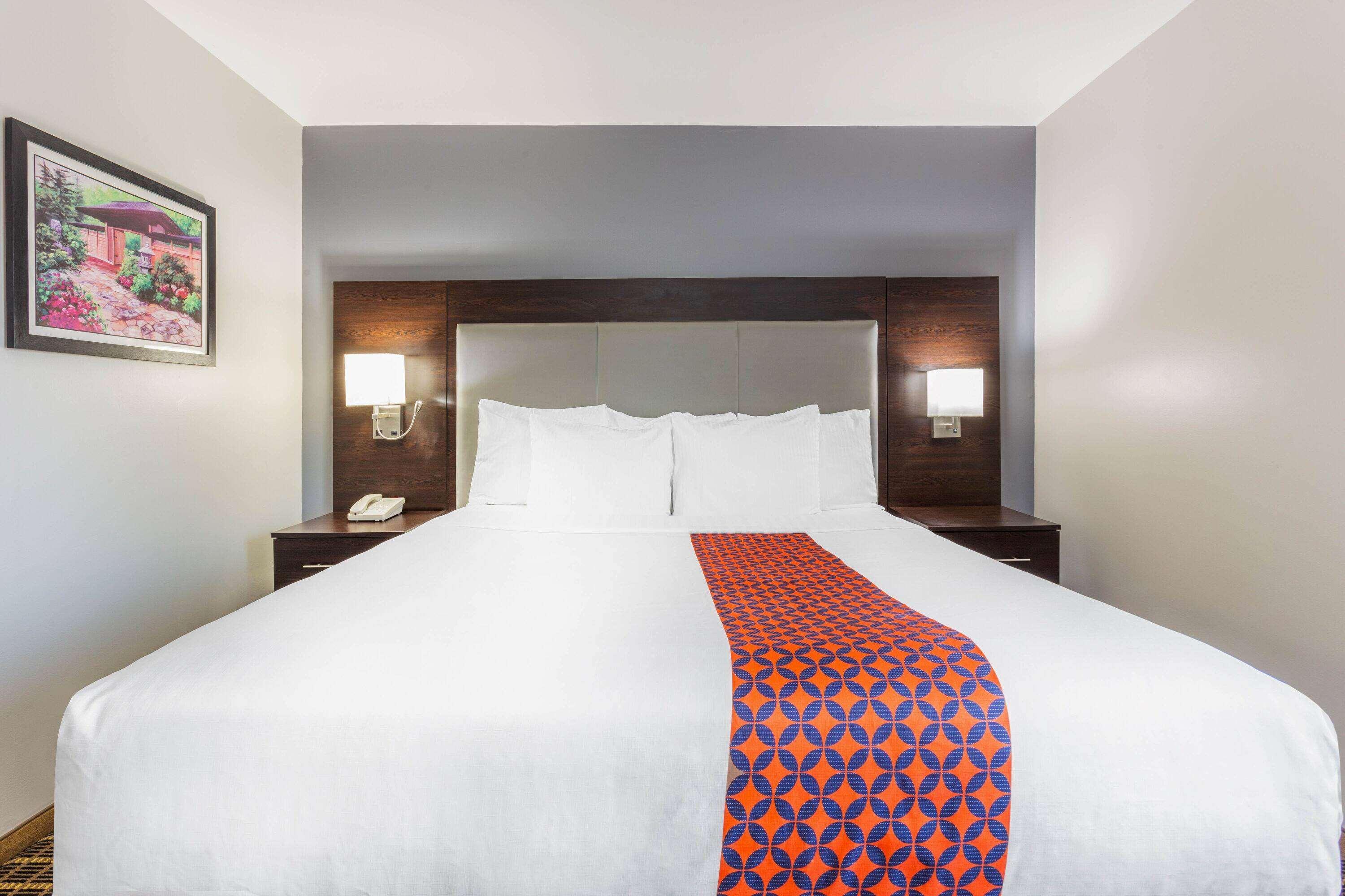 La Quinta By Wyndham Rockford Hotel Екстериор снимка