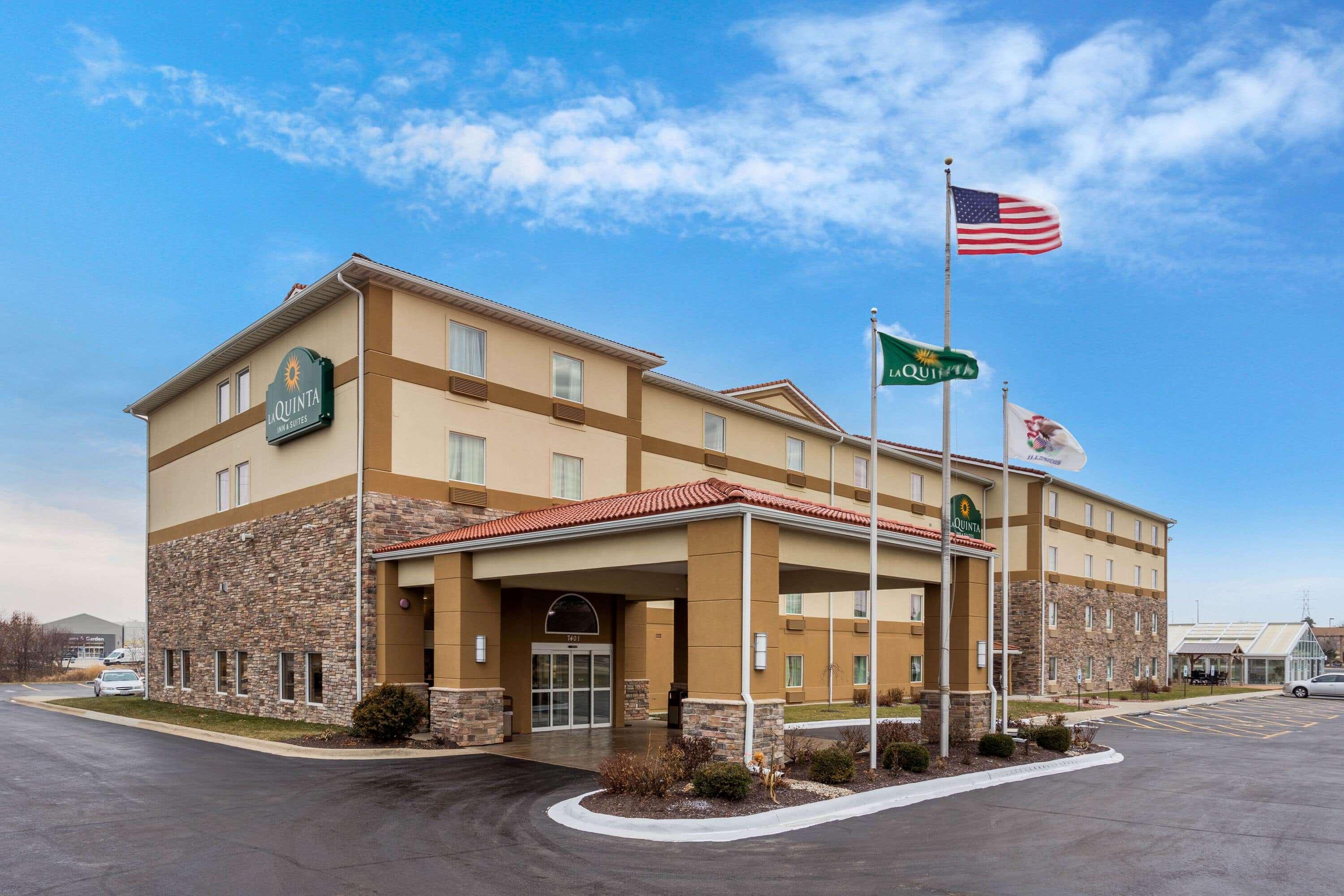 La Quinta By Wyndham Rockford Hotel Екстериор снимка